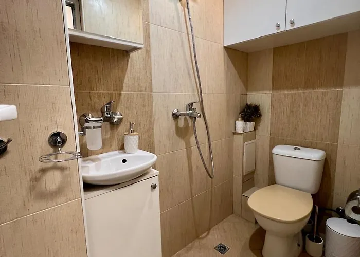 Cozy One-bedroom Near Sea Garden Apartamento